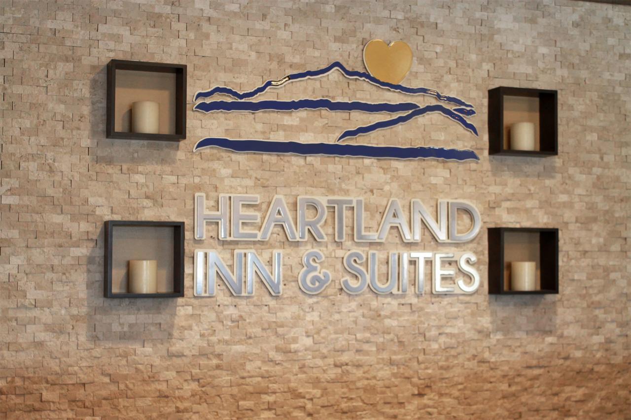 Heartland Inn And Suites Wheatland Zewnętrze zdjęcie